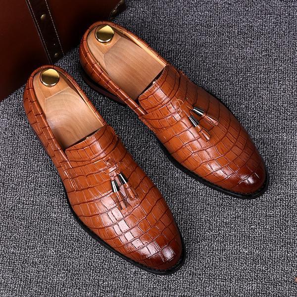 Croco Pattern Leather Shoes For Men