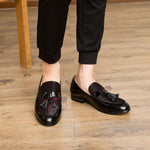 Ecletic Tasselled Soft Patent Leather Men Loafer Shoes