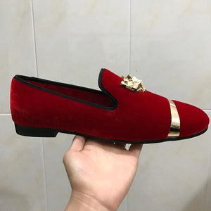 Men Loafers With Gold Buckle And Tiger Pin Details