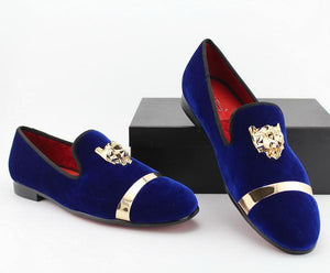 Men Loafers With Gold Buckle And Tiger Pin Details